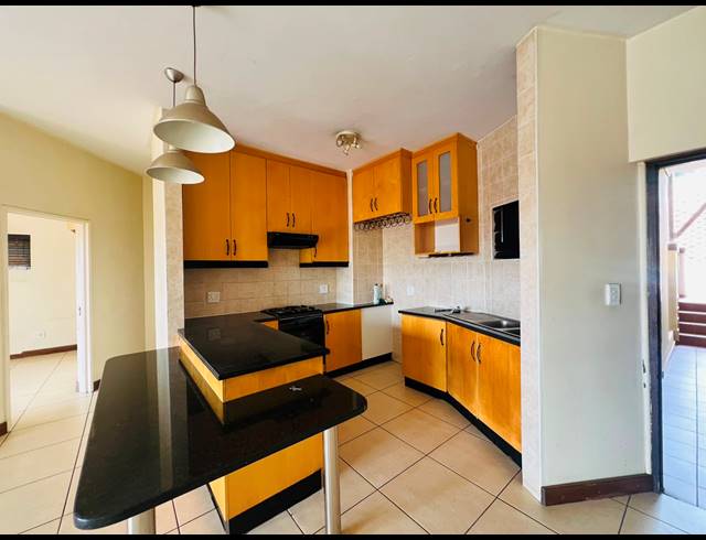 3 BEDROOM APARTMENT FOR SALE IN PALMIET